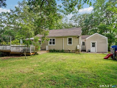 17 North Forest Circle West Haven CT 06516