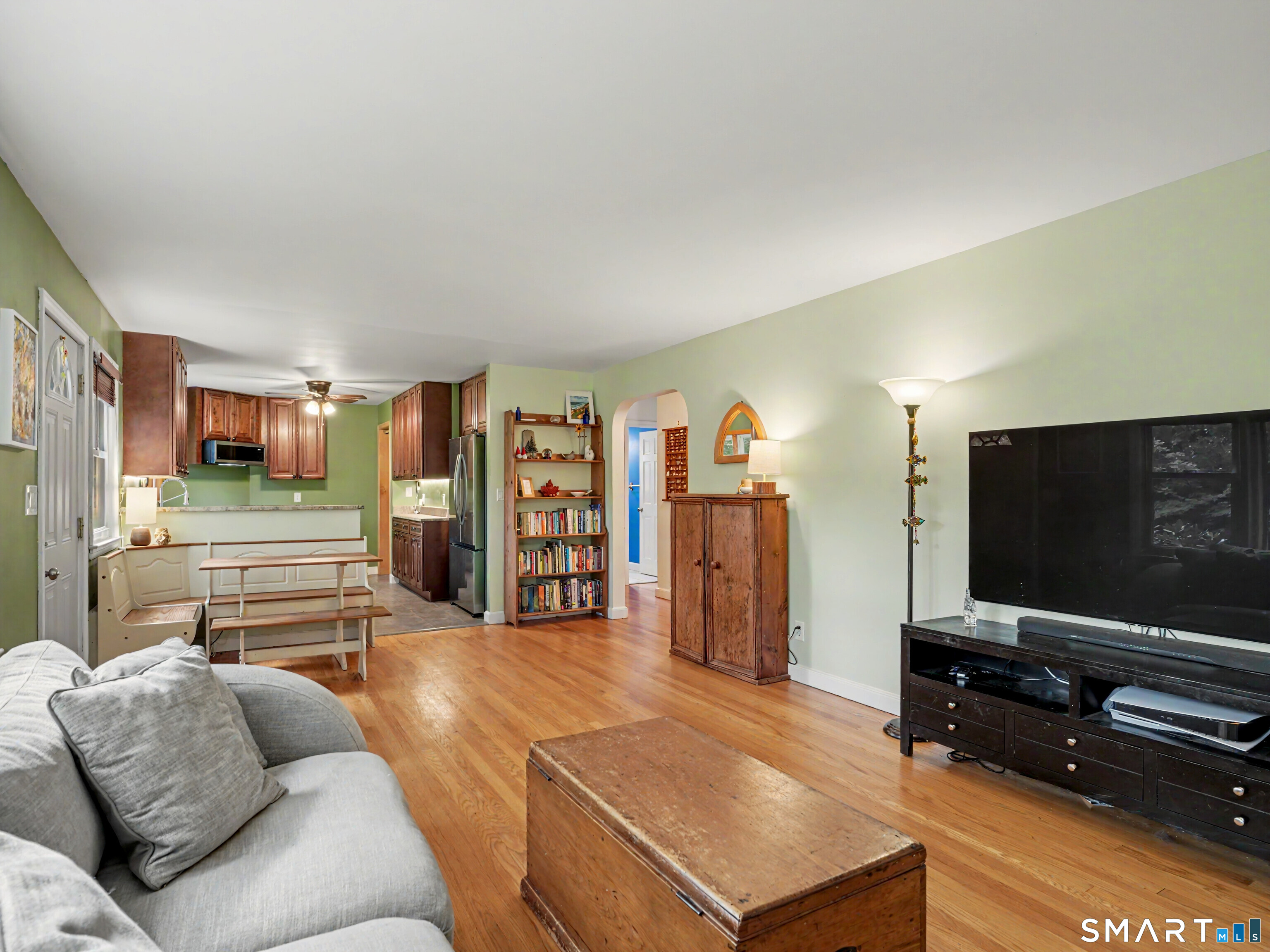 17 North Forest Circle West Haven CT 06516