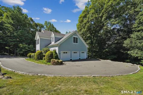 132 East Hunting Ridge Road Stamford CT 06903