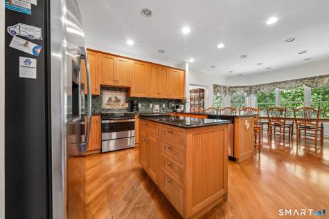 132 East Hunting Ridge Road Stamford CT 06903