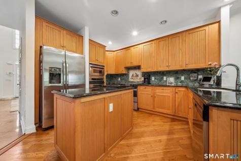 132 East Hunting Ridge Road Stamford CT 06903