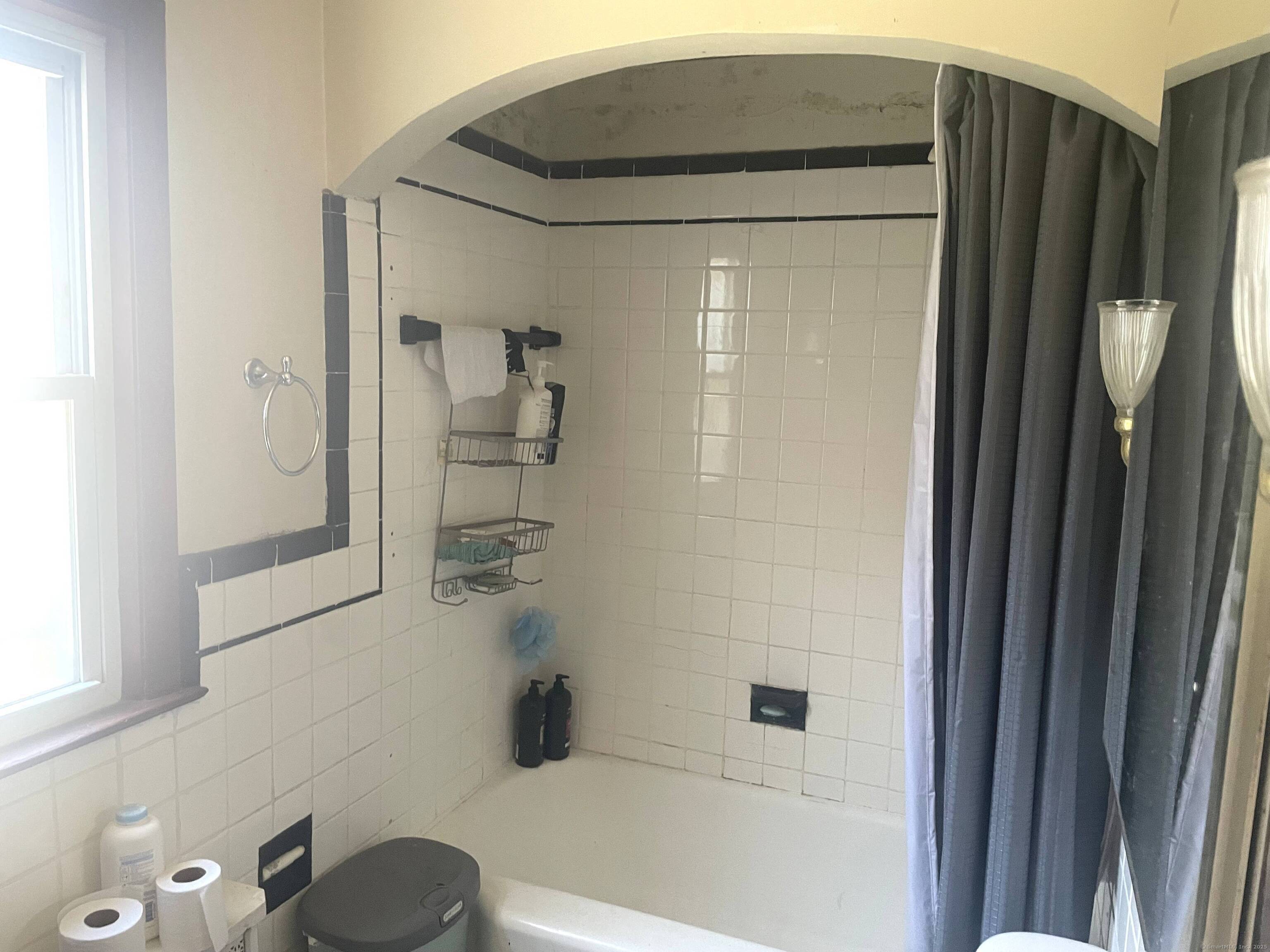 355 Chamberlain Avenue Bridgeport CT 06606