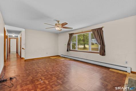 32 Woodhaven Drive Burlington CT 06013