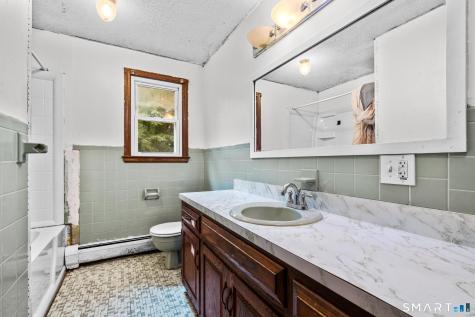 32 Woodhaven Drive Burlington CT 06013