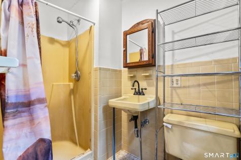 32 Woodhaven Drive Burlington CT 06013