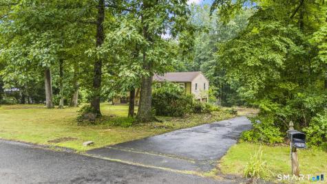 32 Woodhaven Drive Burlington CT 06013