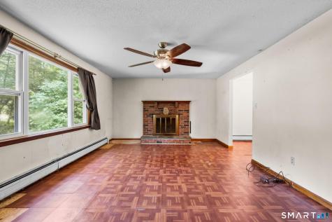 32 Woodhaven Drive Burlington CT 06013