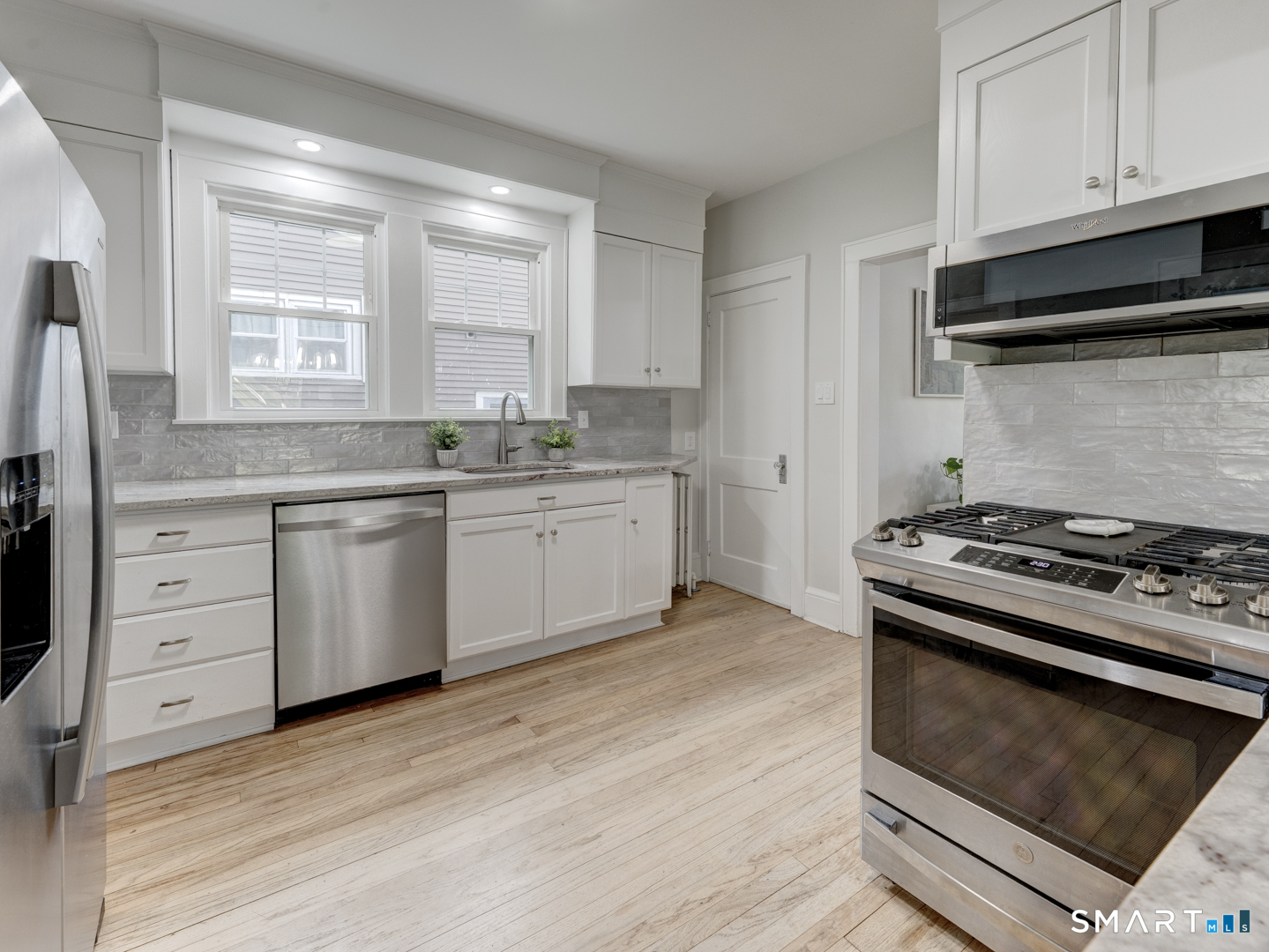 15 Edgemere Avenue West Hartford CT 06110
