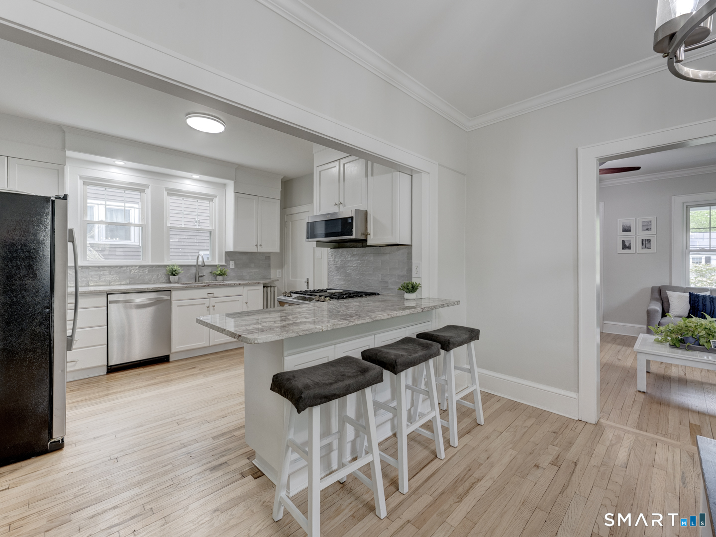 15 Edgemere Avenue West Hartford CT 06110