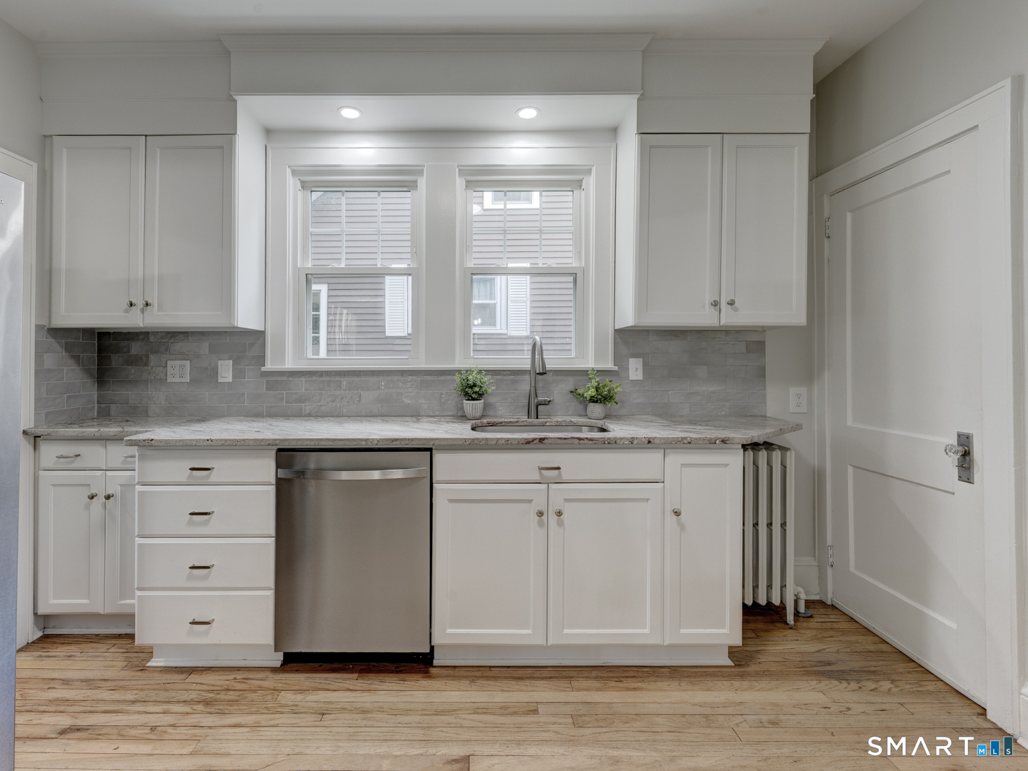 15 Edgemere Avenue West Hartford CT 06110