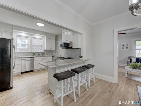 15 Edgemere Avenue West Hartford CT 06110