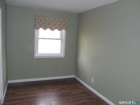 32 Walnut Circle Windsor Locks CT 06096