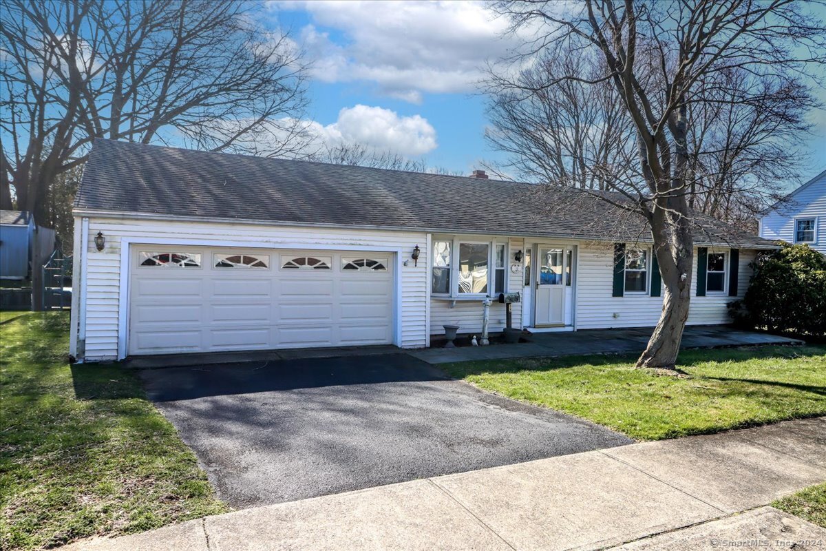 12 Spindrift Lane Milford CT 06460