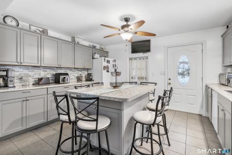 25 N. Forest Circle West Haven CT 06516