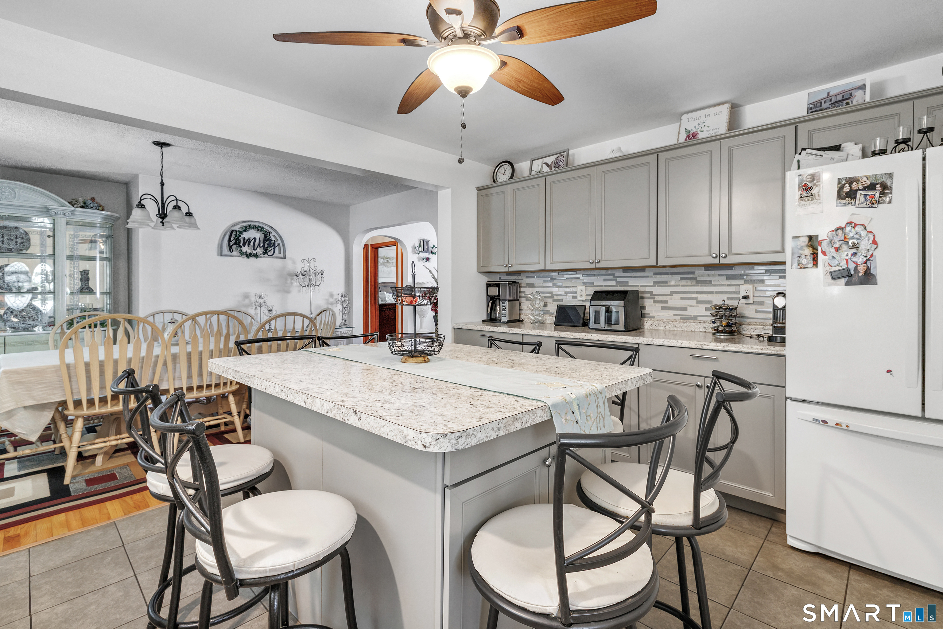 25 N. Forest Circle West Haven CT 06516