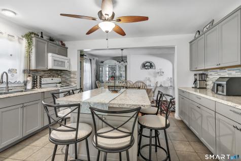 25 N. Forest Circle West Haven CT 06516