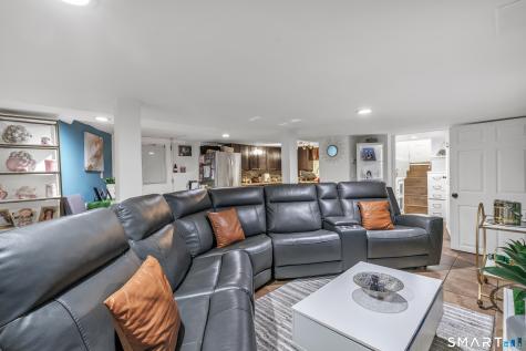 25 N. Forest Circle West Haven CT 06516