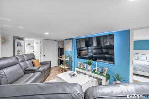 25 N. Forest Circle West Haven CT 06516
