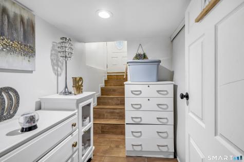 25 N. Forest Circle West Haven CT 06516