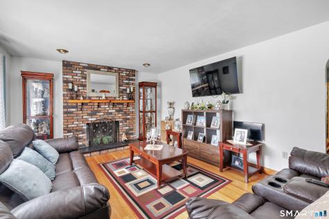 25 N. Forest Circle West Haven CT 06516