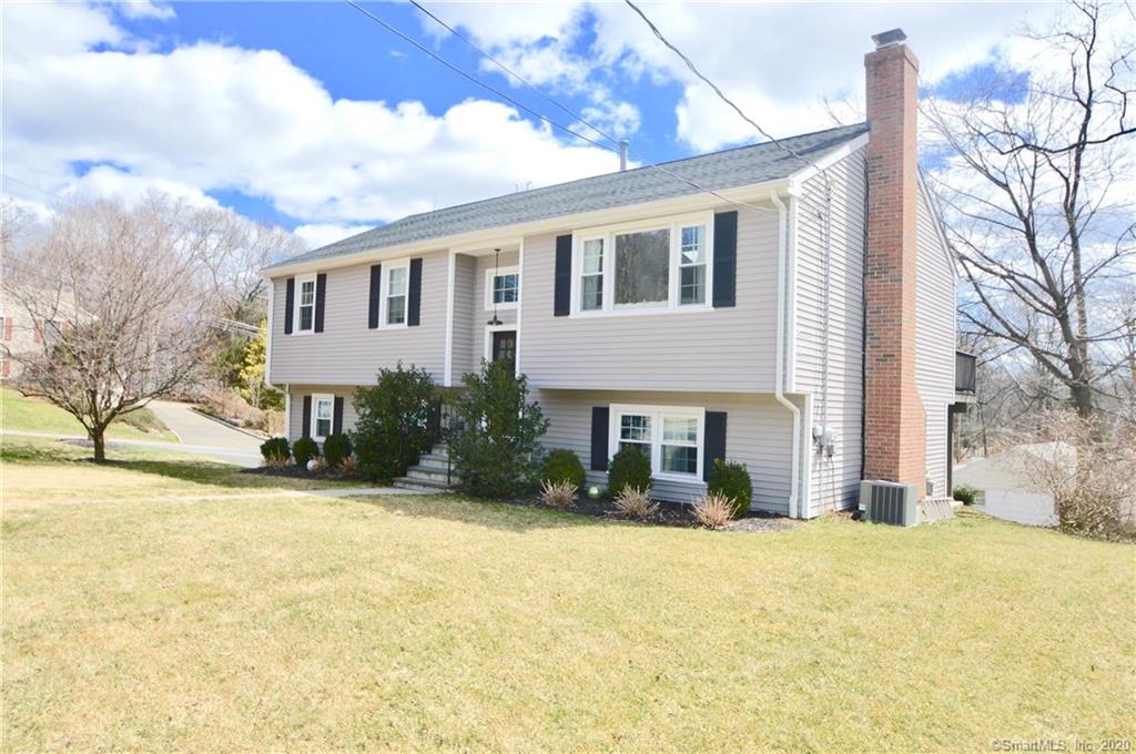 11 Fairway Green Fairfield CT 06825