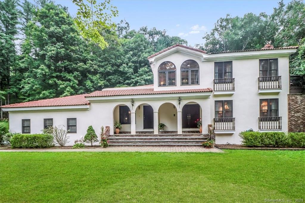 7 Hidden Brook Drive Brookfield CT 06804