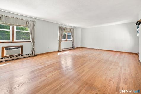 4 Apple Tree Lane Farmington CT 06032