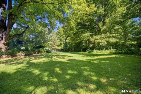 4 Apple Tree Lane Farmington CT 06032