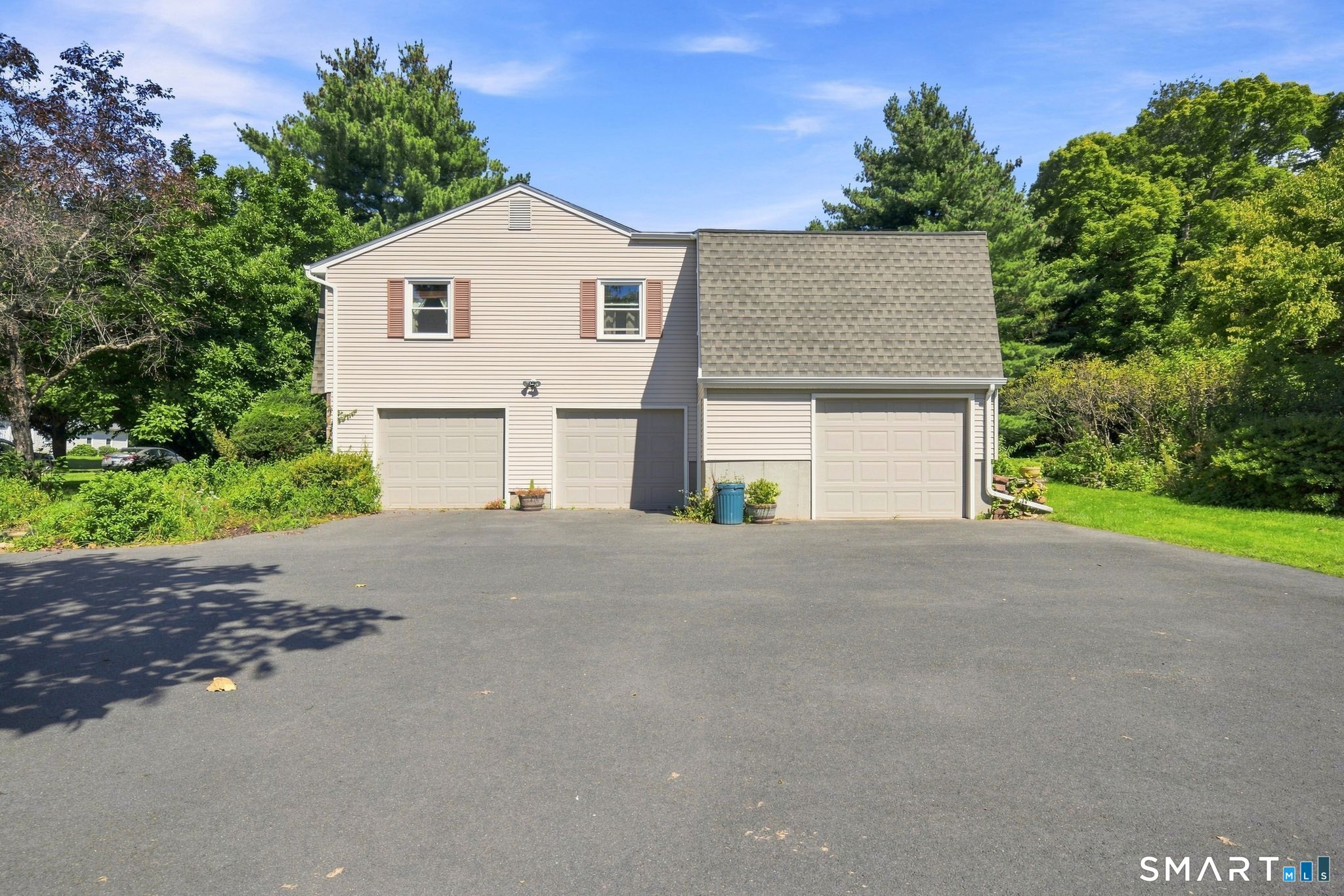 4 Apple Tree Lane Farmington CT 06032