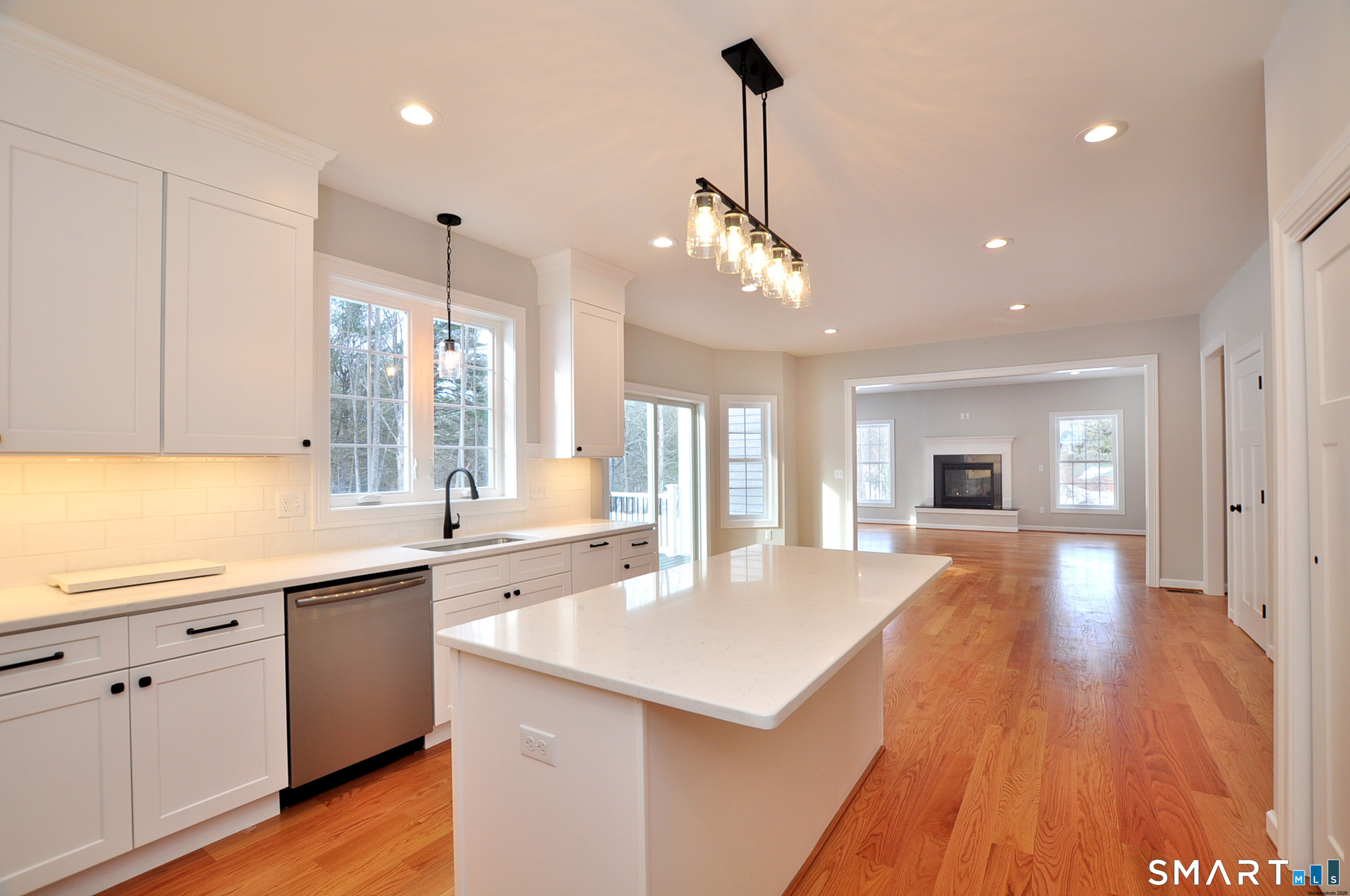 2 Brentwood East Granby CT 06026