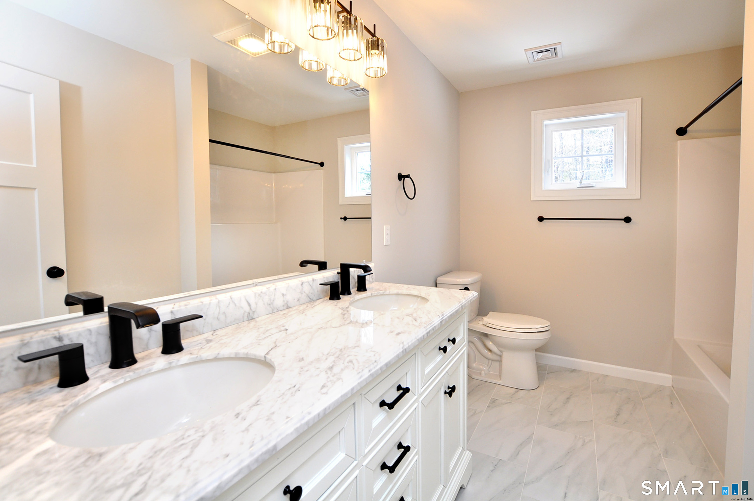 2 Brentwood East Granby CT 06026