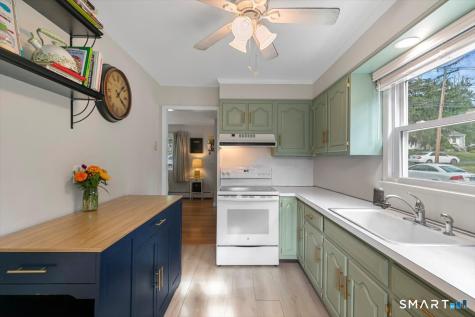565 Pond Point Avenue Milford CT 06460