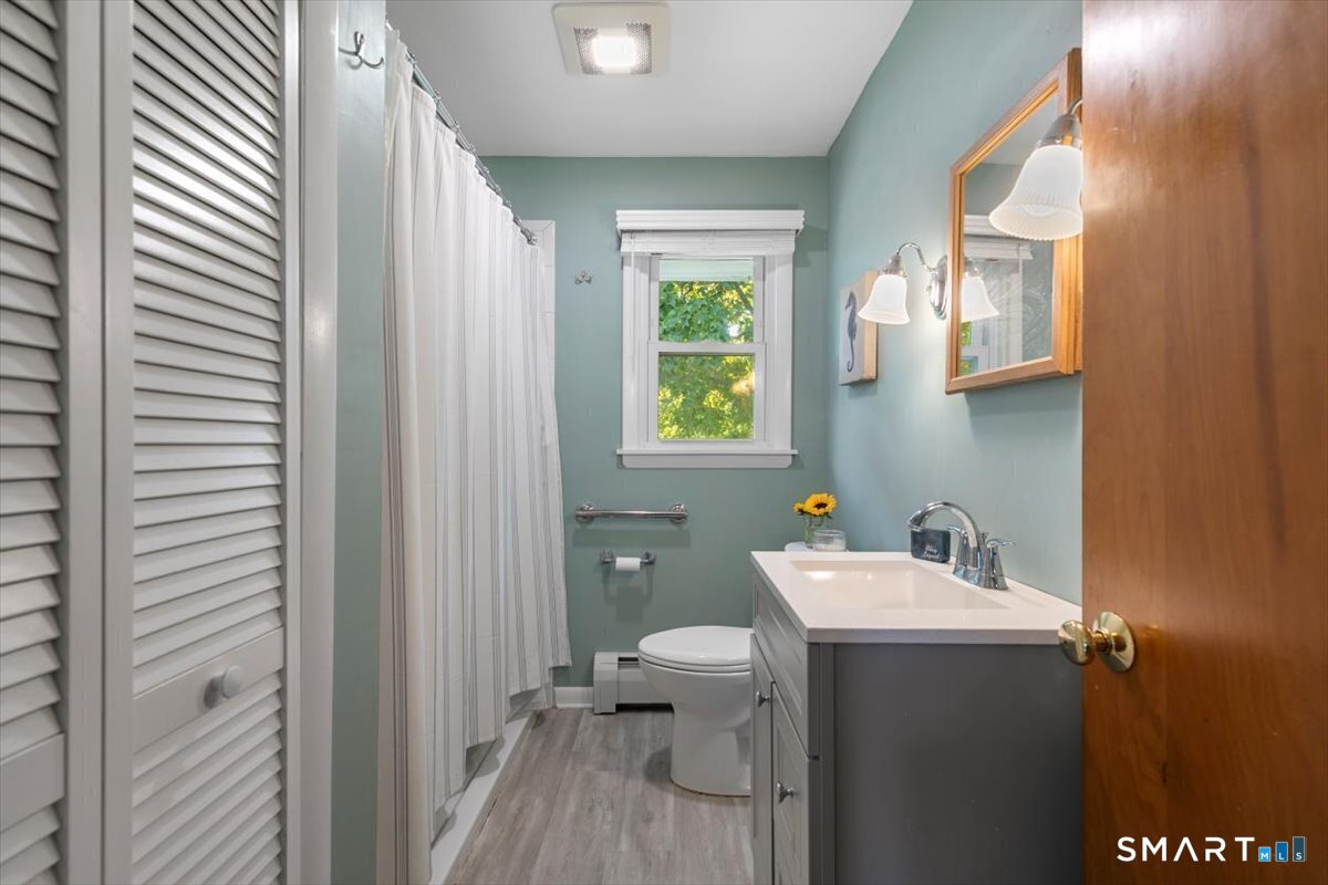 565 Pond Point Avenue Milford CT 06460