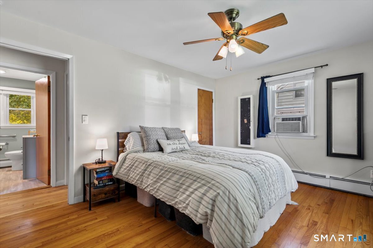 565 Pond Point Avenue Milford CT 06460