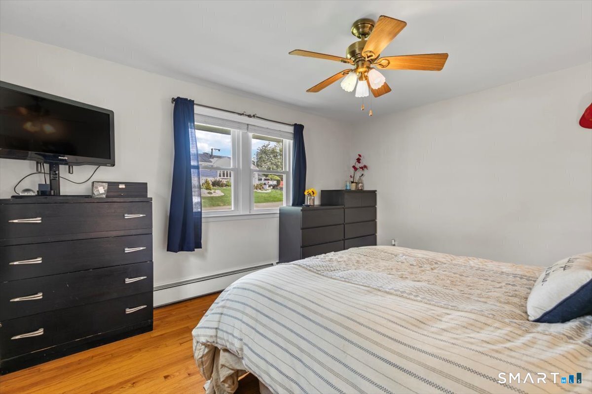565 Pond Point Avenue Milford CT 06460