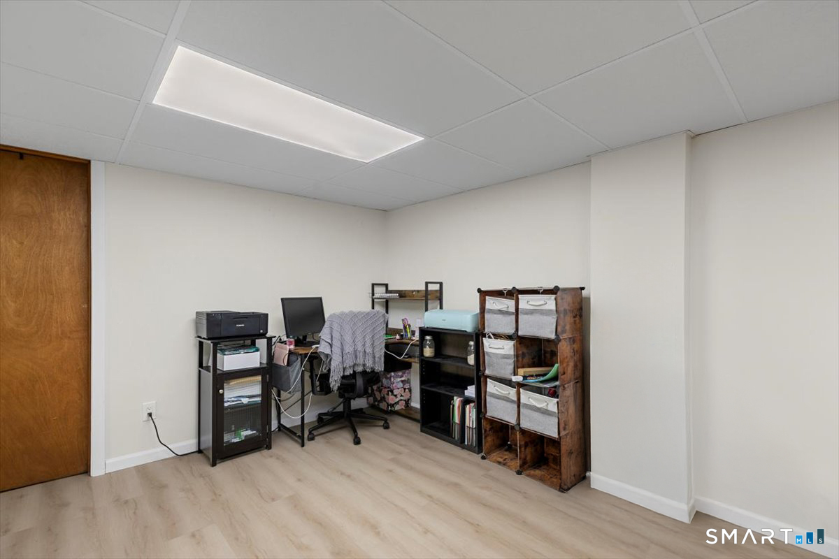 565 Pond Point Avenue Milford CT 06460