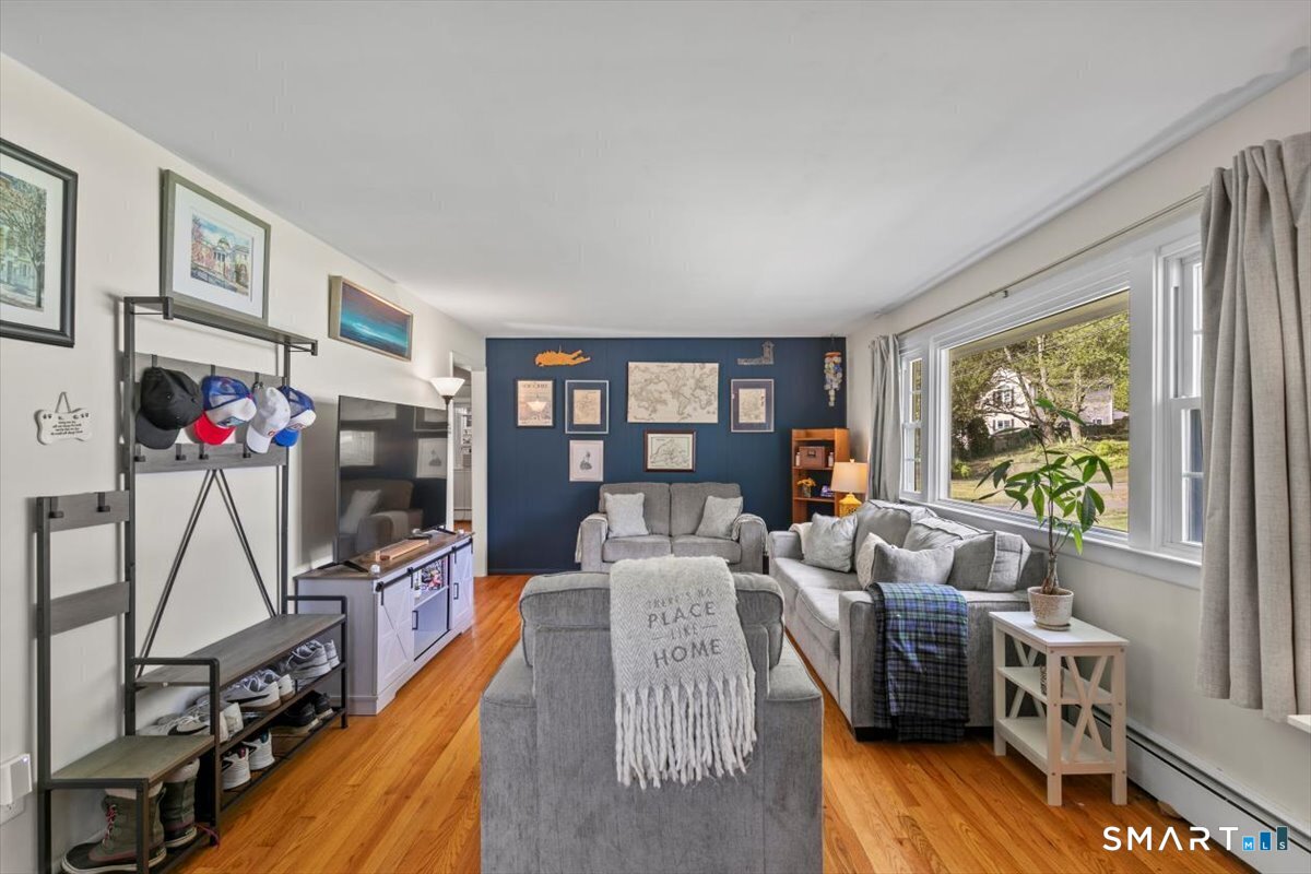 565 Pond Point Avenue Milford CT 06460