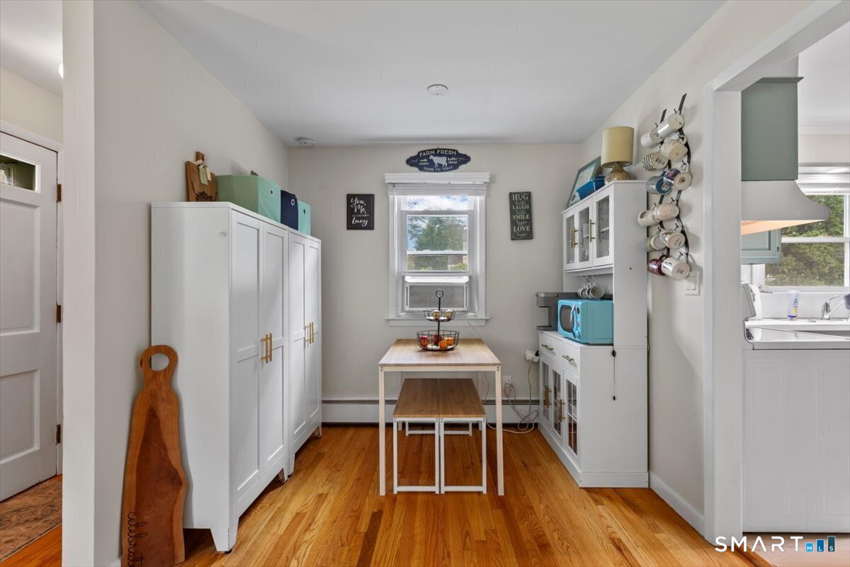 565 Pond Point Avenue Milford CT 06460