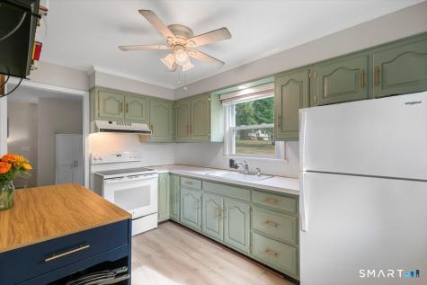 565 Pond Point Avenue Milford CT 06460