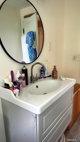 12 Rainbow Road Norwalk CT 06851