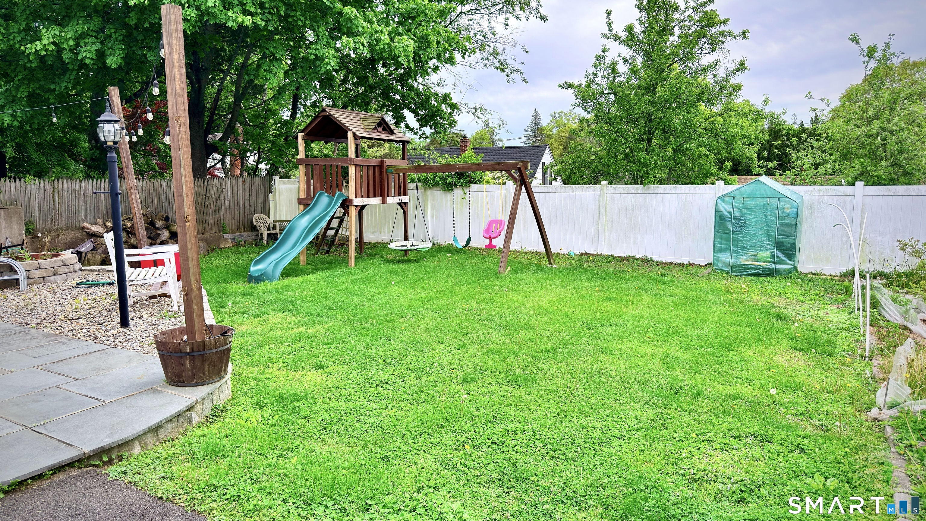 12 Rainbow Road Norwalk CT 06851