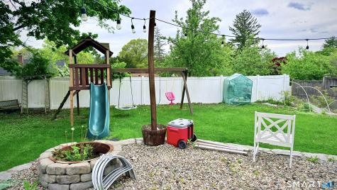 12 Rainbow Road Norwalk CT 06851
