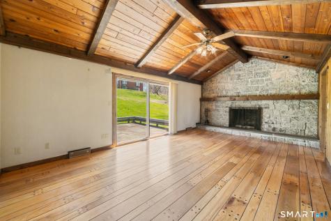 131 Sentinel Hill Road Derby CT 06418
