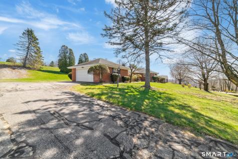 131 Sentinel Hill Road Derby CT 06418
