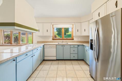 131 Sentinel Hill Road Derby CT 06418