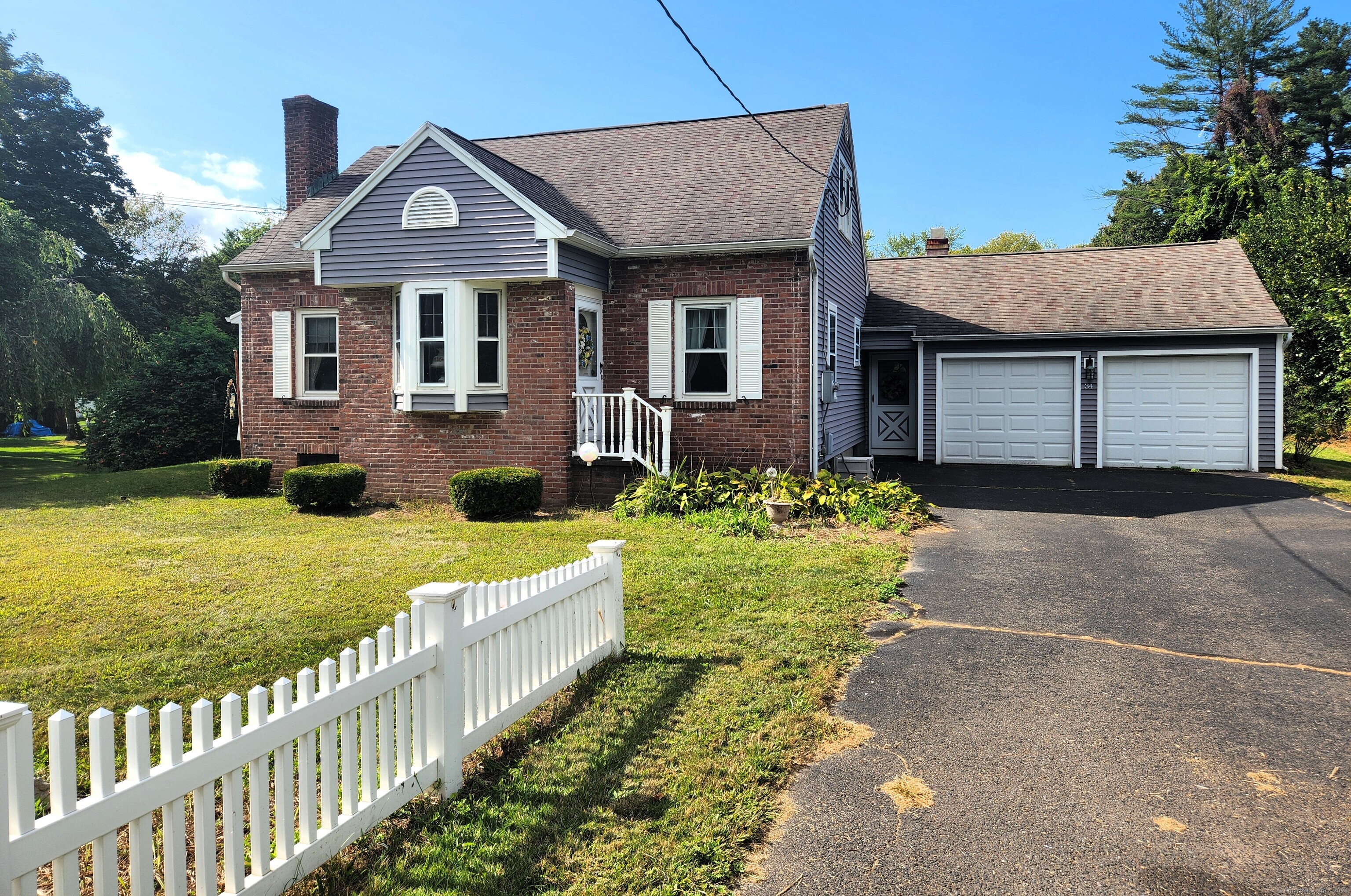 34 Pleasant Street East Windsor CT 06088