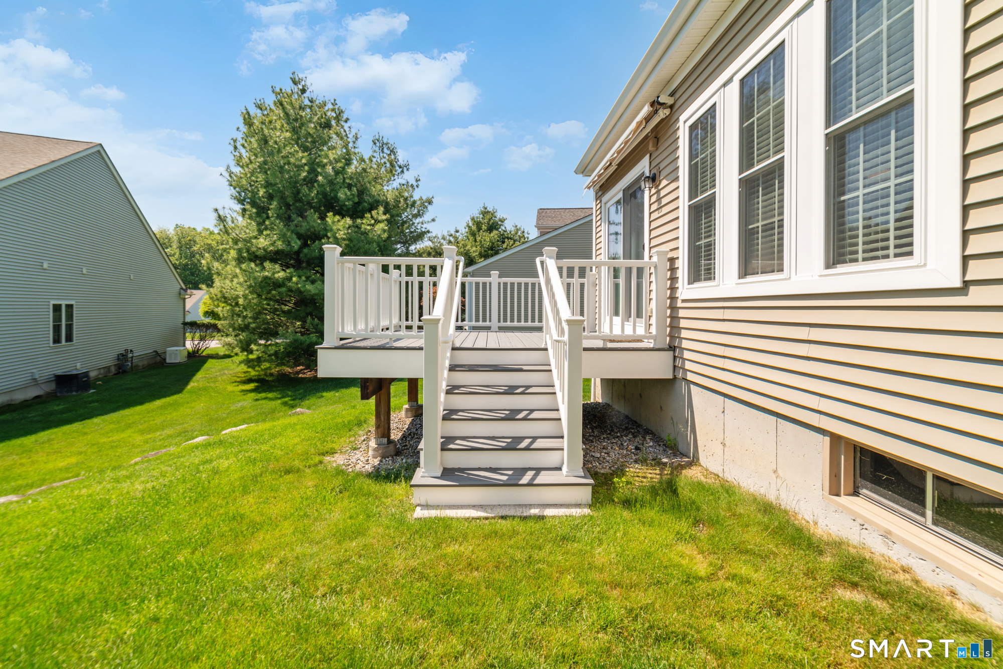 71 Links Way Oxford CT 06478