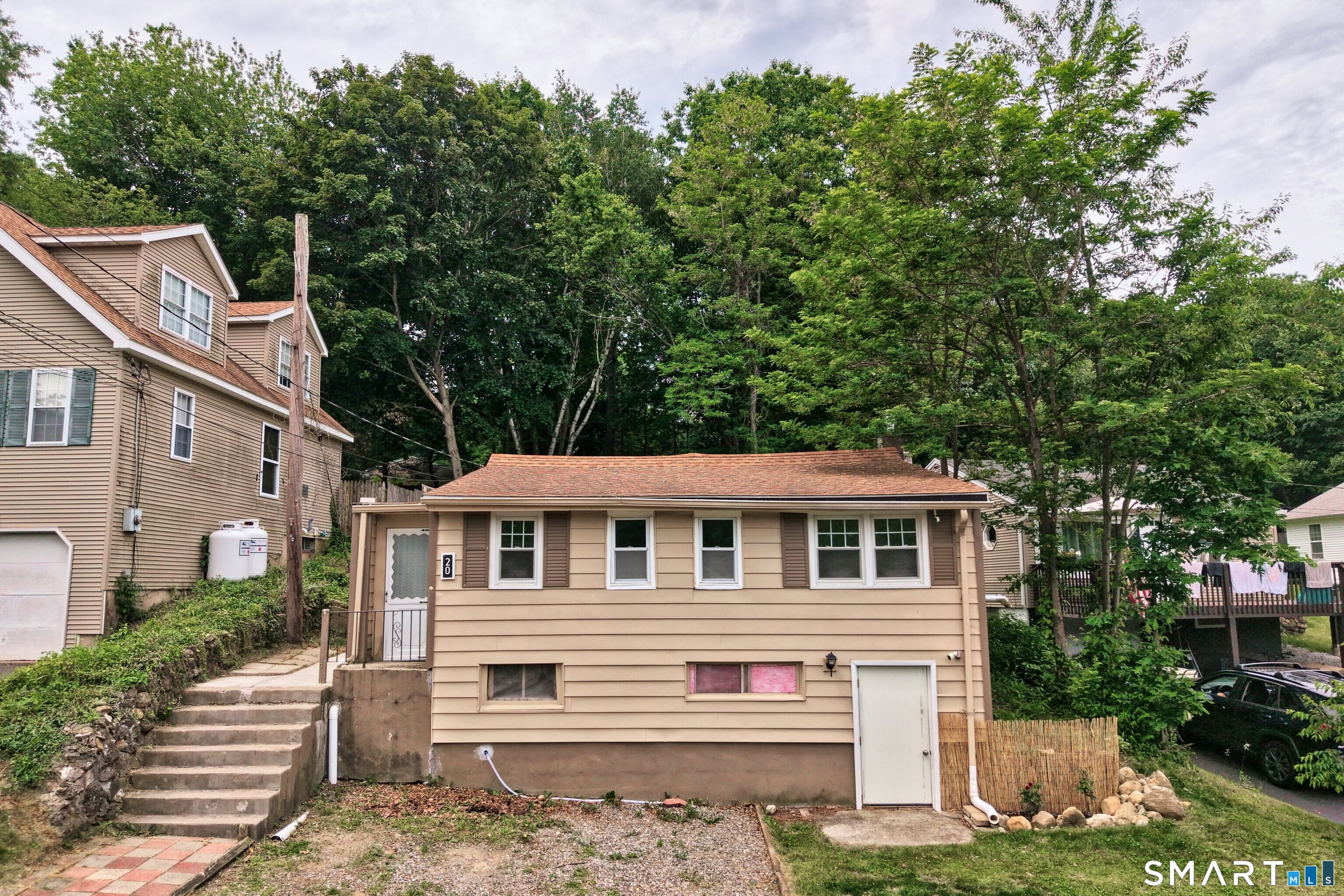 20 Fall Mountain Terrace Plymouth CT 06786