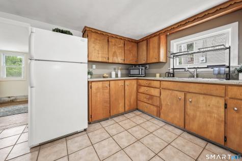 20 Fall Mountain Terrace Plymouth CT 06786