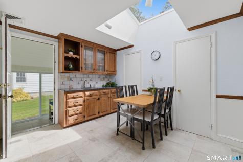 48 Brainard Road West Hartford CT 06117